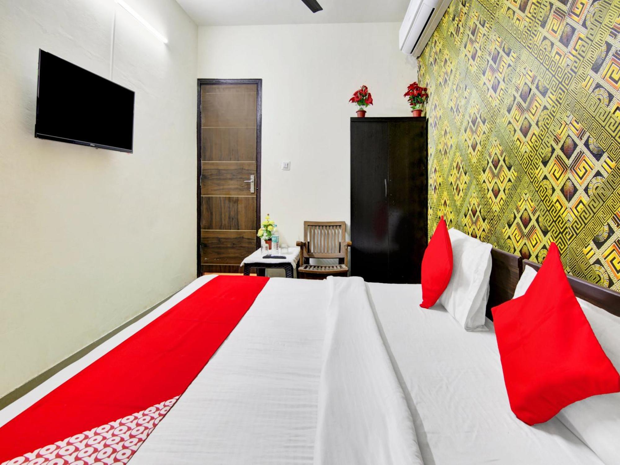 Hotel O Kailash Inn New Delhi Exterior photo